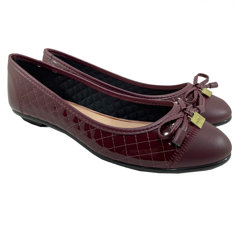 Sapato verniz vinho sales feminino