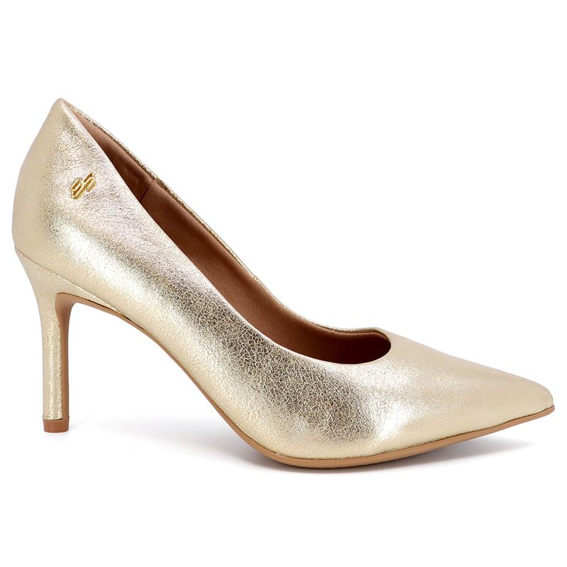 Scarpin dourado hot sale metalizado