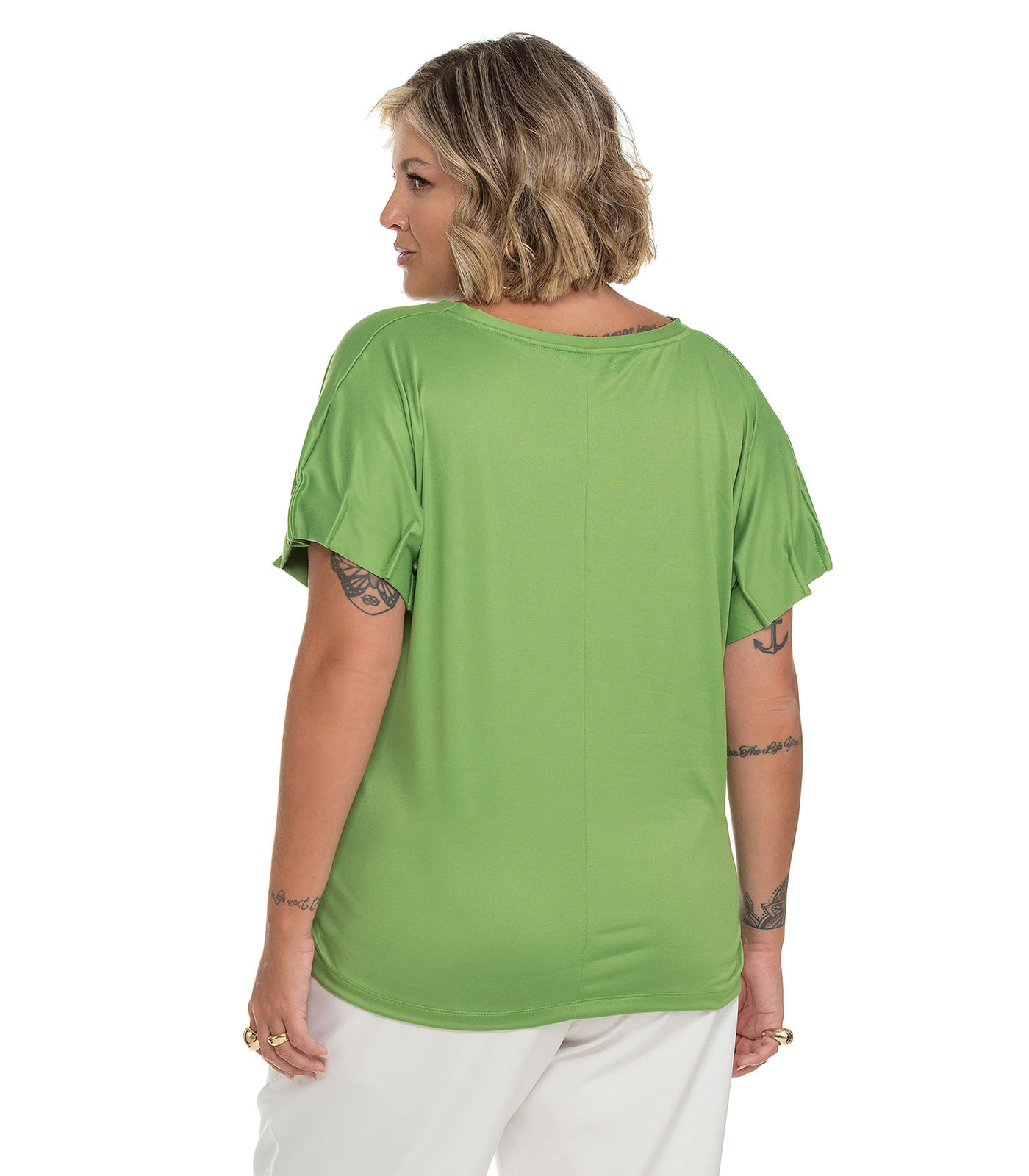 Blusa Plus Size Com Pregas no Decote Verde