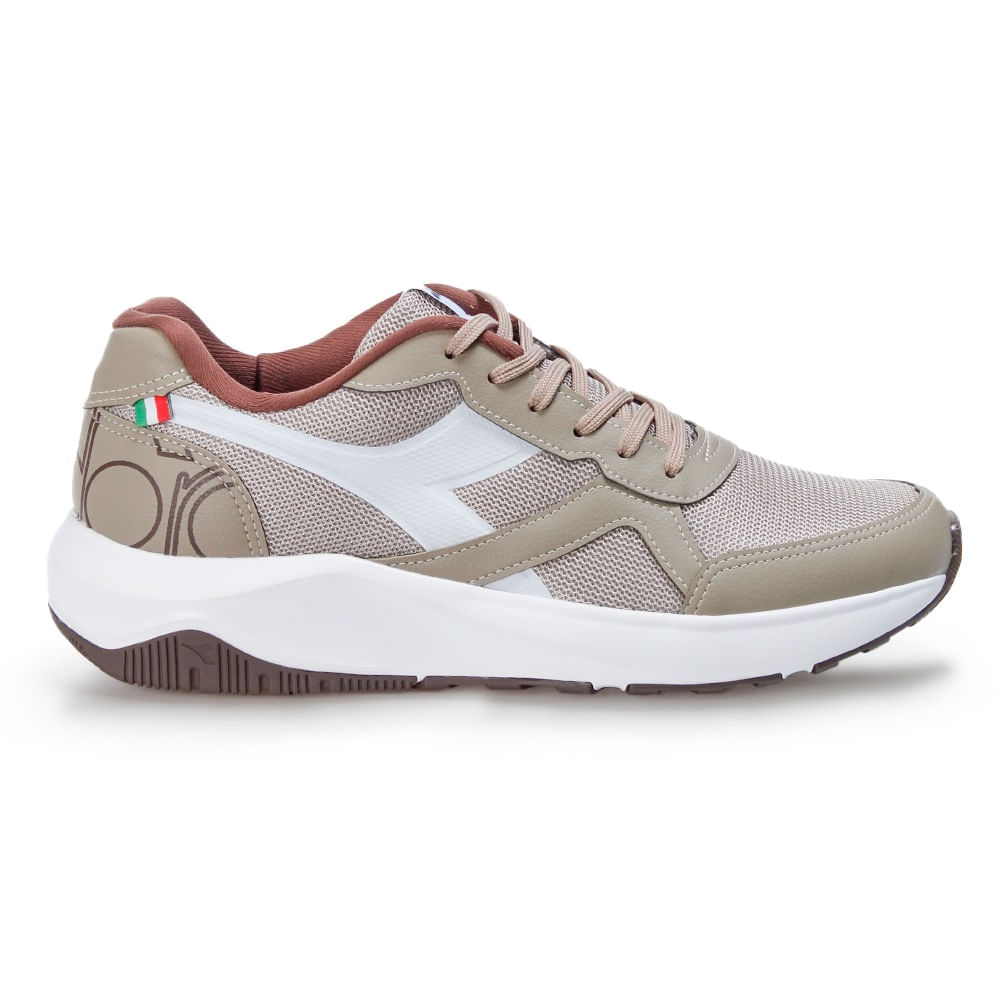 Diadora shoes deals