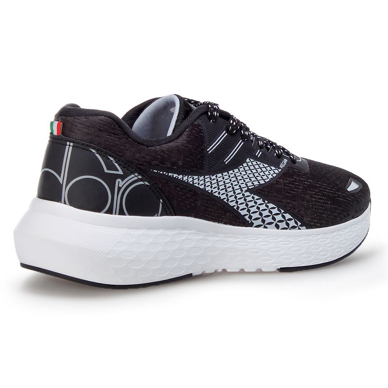 T nis Esportivo Diadora Running Vulcano Preto Oscar Loja Online de Cal ados Femininos Masculinos e Infantis